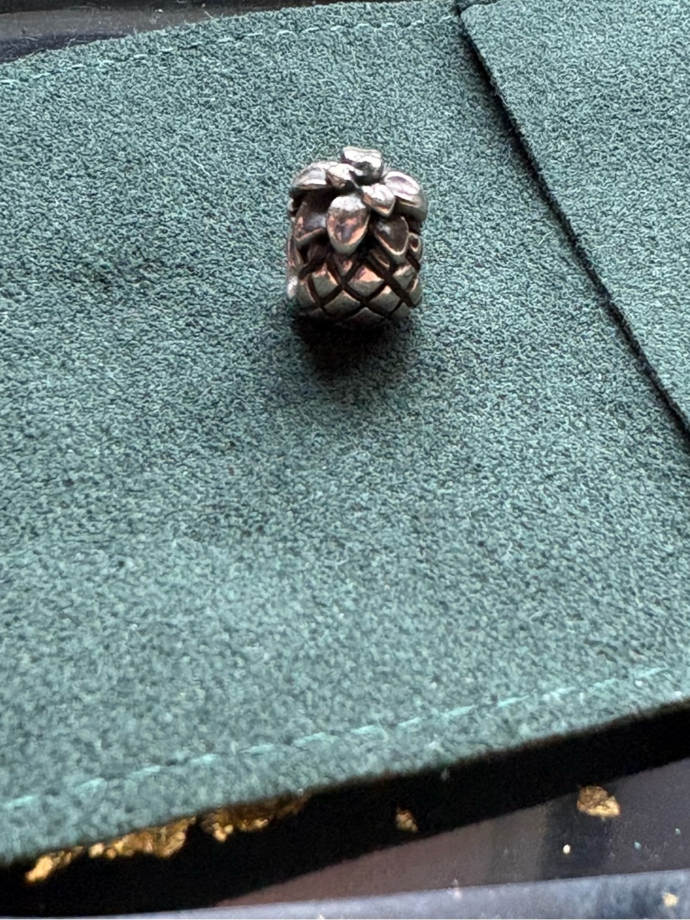 Pandora Pineapple Charm - Sterling silver
